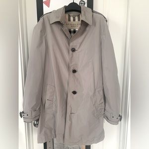 Single Breasted Burberry Britt Trench Style Raincoat.